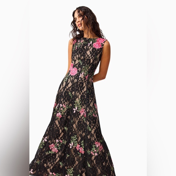 Elliatt Morgaine Lace Gown in Black size S NWT Black-tie events Galas Evening - Picture 3 of 9